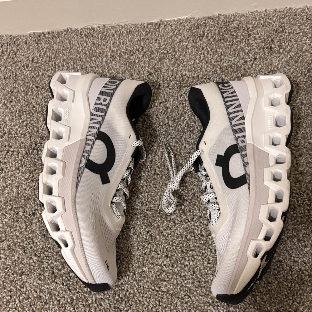 On Running Women's White and Black Cloud Running Shoes - Picture 3 of 7